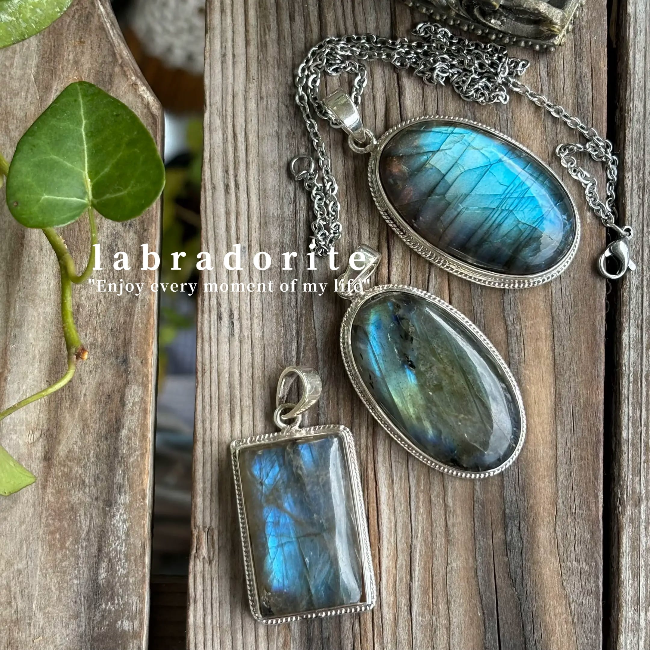 超大きなラブラドライトペンダントTOPネックレス | 大阪梅田、中崎町の