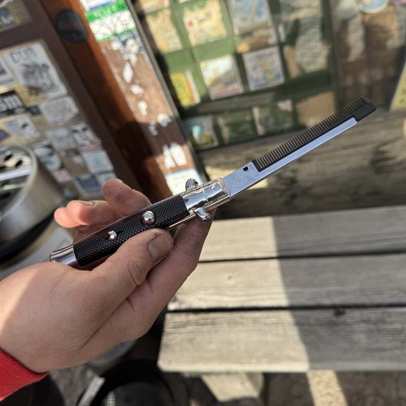 ジャックナイフ型 コーム/飛び出し櫛、Jack Knife Comb | manana