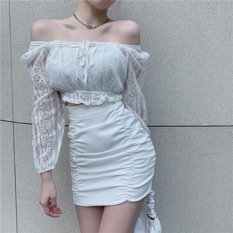 フレンチスクエアカラーショート長袖レースシャツレディース秋のデザインニッチシャツストラップレスセクシーホワイトトップ ブラックストロベリース58745878078