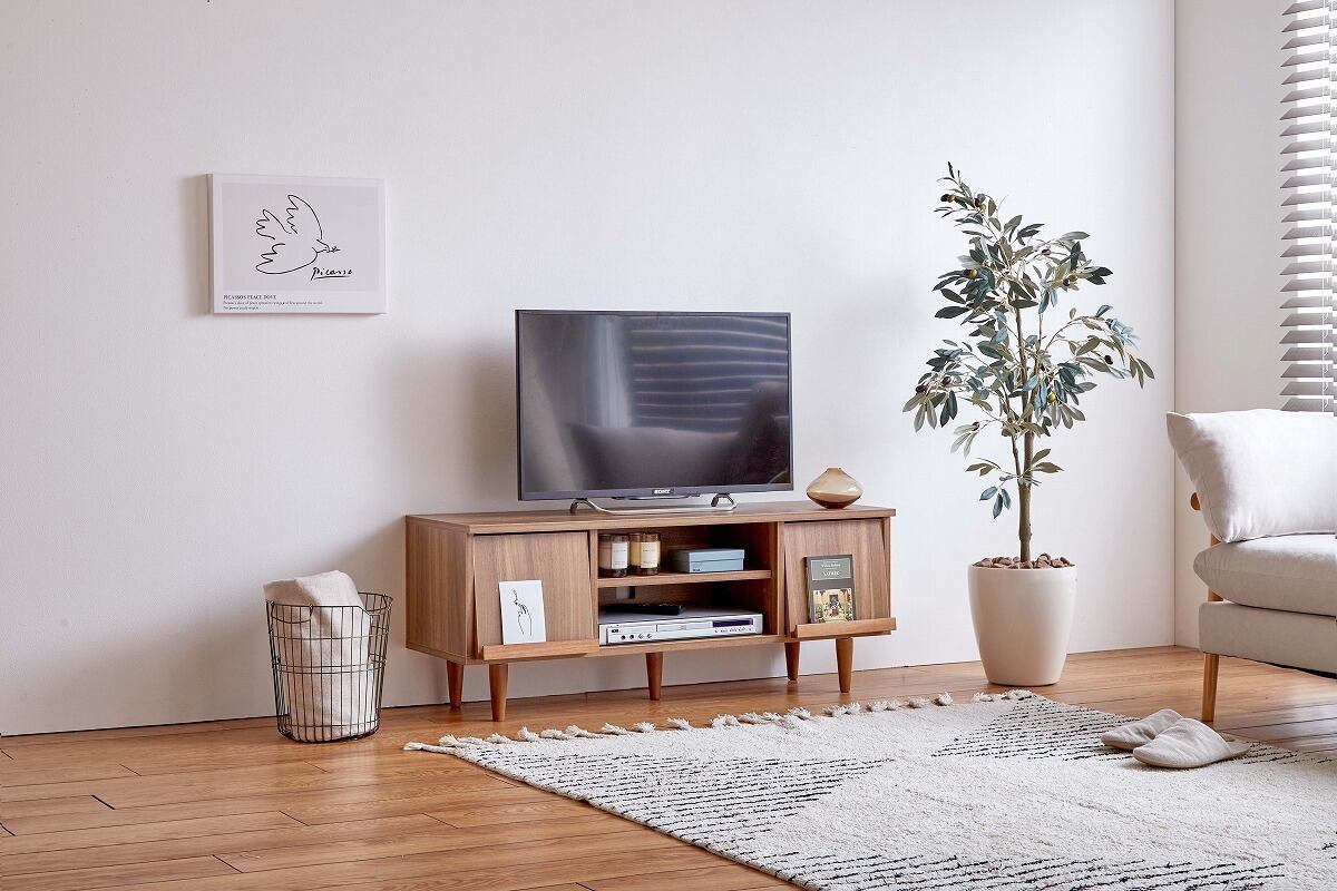 フラップ扉で生活感を隠しておしゃれに魅せるコンパクトサイズの