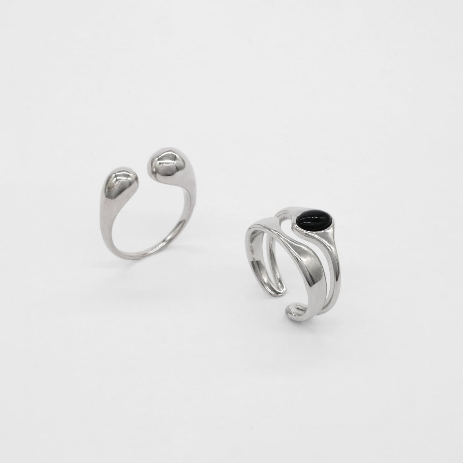 13lue drop ring Deformation ring 2点セット 13lue drop ring Deformation ring 2点セット - メルカリ