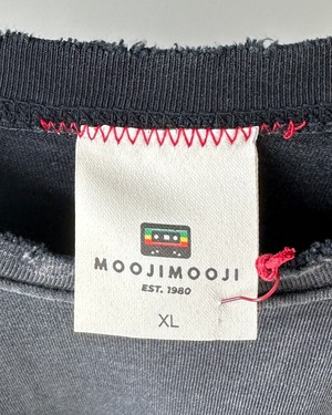 -MOOJI MOOJI- OVERSIZE CROP T-SHIRTS AGED