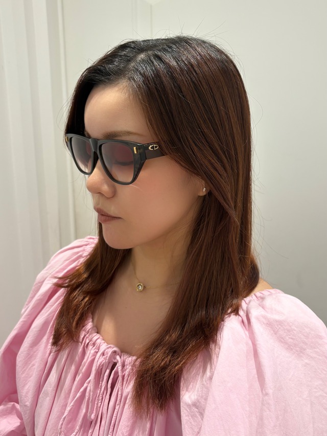 Christian Dior / vintage CD sunglasses.