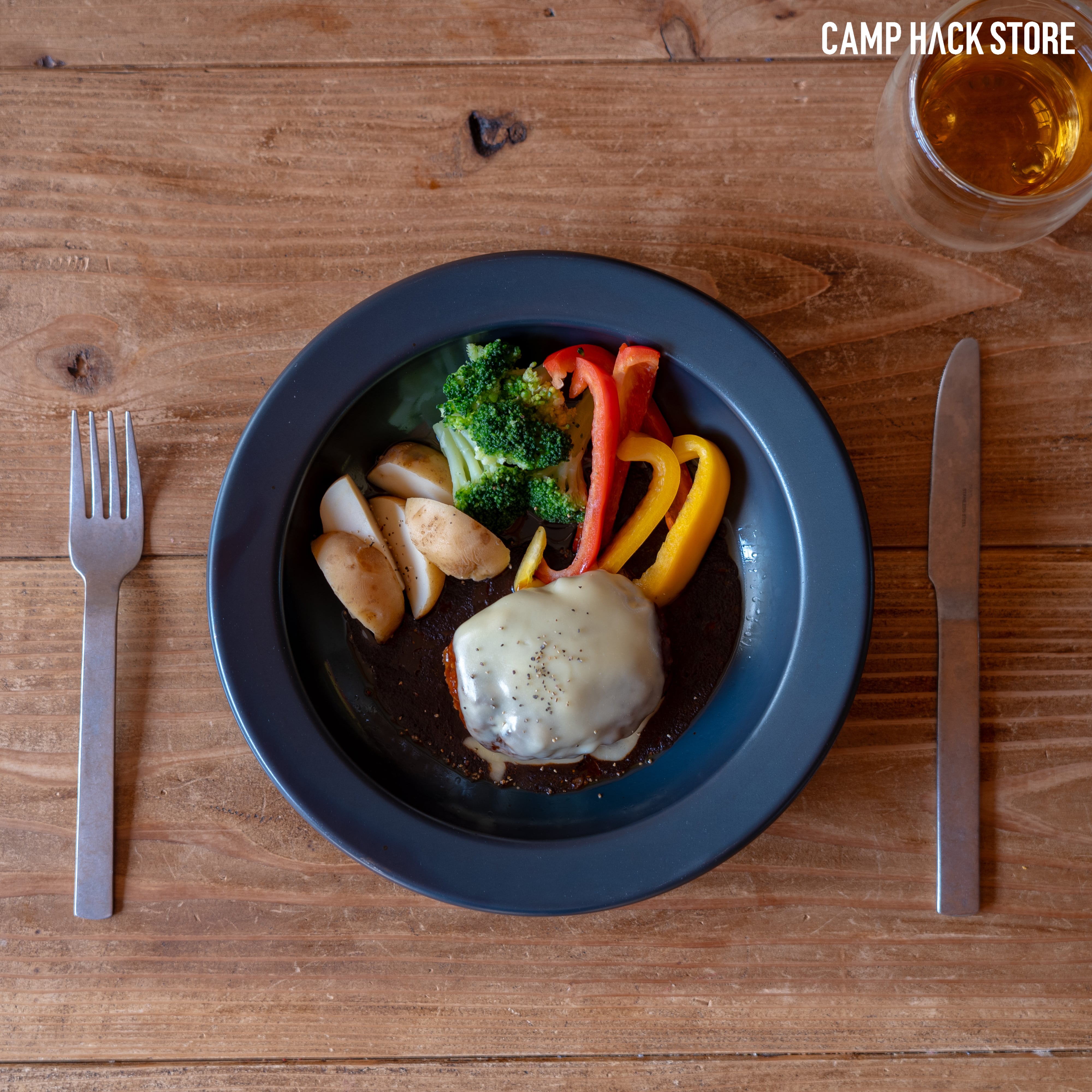 お皿になるって新発想「フライパンジュウ」 | CAMP HACK STORE