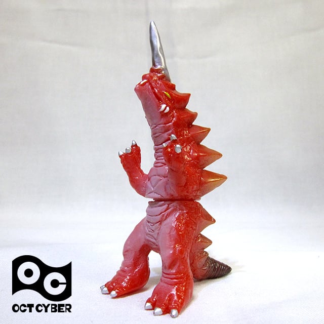蛾怪獣スズメガス(しぐま) | オクトサイバー通販部
