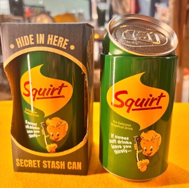 SECRET STASH CAN シークレットスタッシュカン 収納缶 フタ付き 小物入れ ペン立て 金庫風デザイン 本物そっくり 隠し収納 コインケース 鍵収納 アクセサリー 車載対応 ドリンクホルダー対応 プレゼントにもおすすめ φ65×H125mm