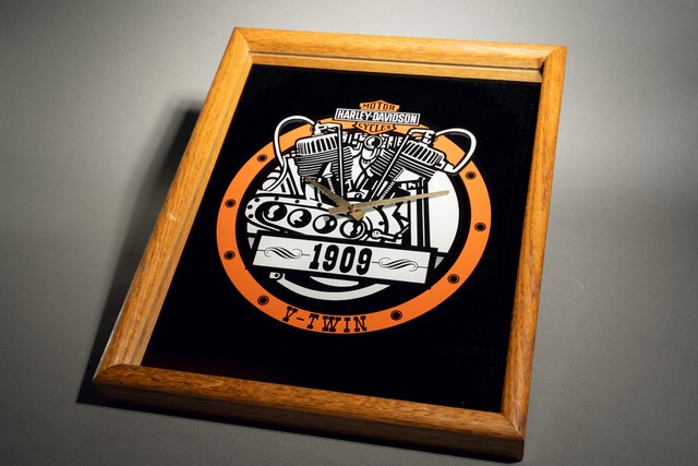 Official Harley-Davidson Vintage Clock Pub Mirror Wall Clock