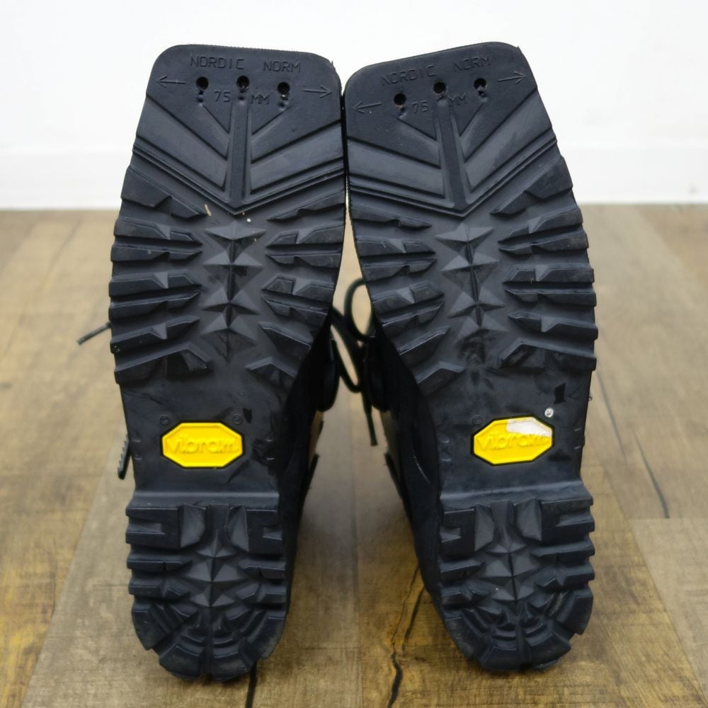 クリスピー CRISPI SVARTISEN GTX 75mm テレマーク スキー ブーツ