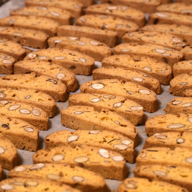 【限定】カントゥッチ（アーモンド＆チョコレートくるみ）