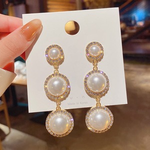 バロック風ピアス