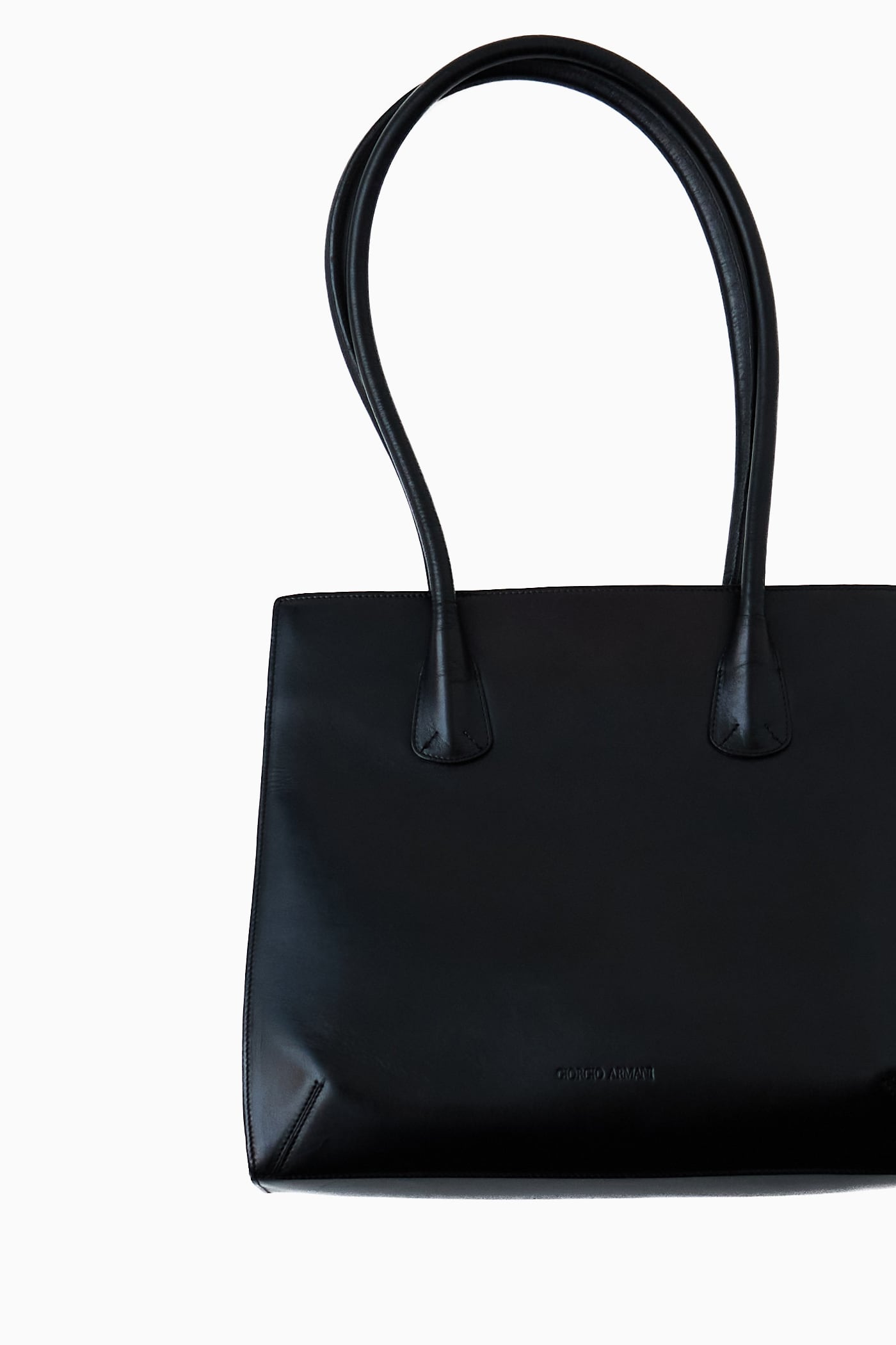 GIORGIO ARMANI BLACK LEATHER HAND BAG | Reben｜デザインという文脈