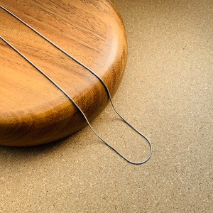 ステンレススネーク細チェーン