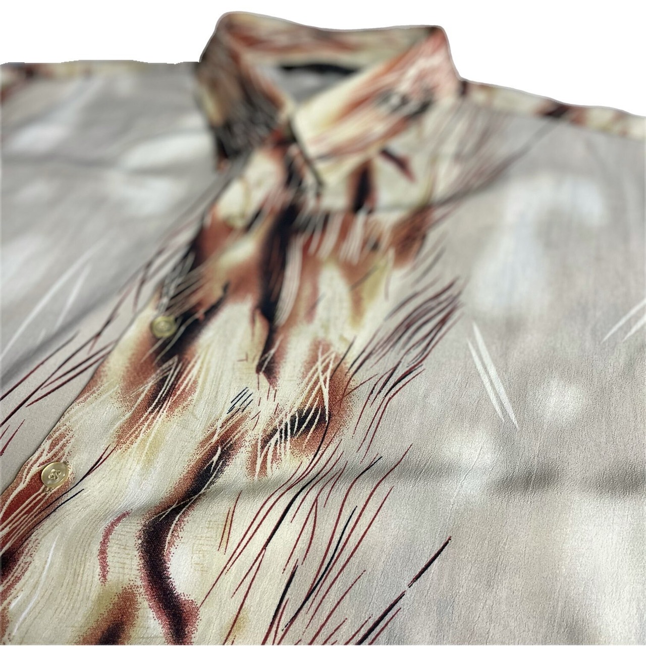 SMOOTH FABRIC DESIGN ART SHIRTS