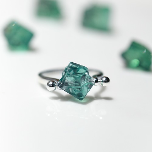 ダイアナマリア フローライト 鉱物原石 リング 指輪 【石おまかせ 金具選択可】 ハンドメイド アクセサリー