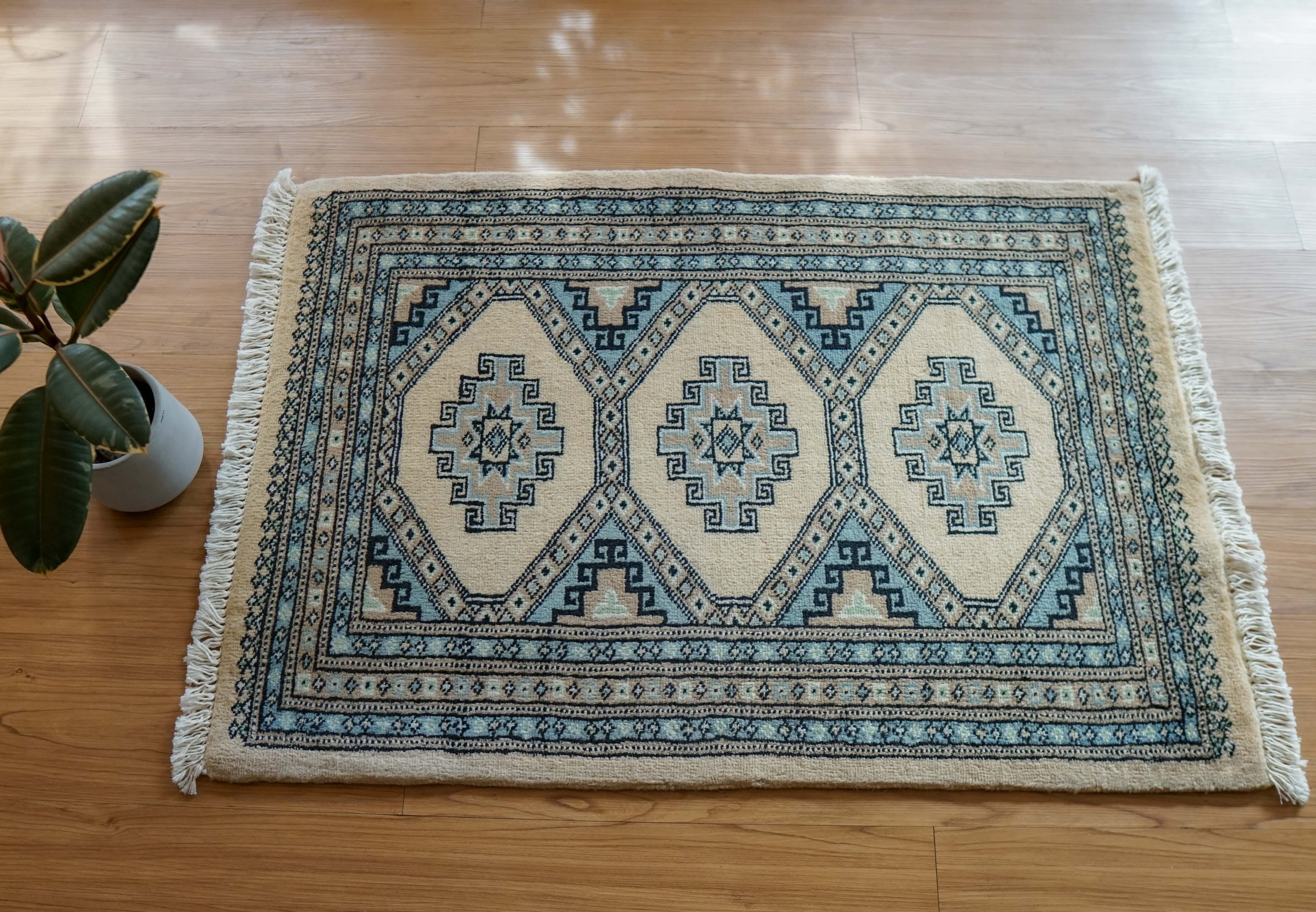 126×79cm パキスタン手織り絨毯 ウール | Decorworks 126×79cm パキスタン手織り絨毯 ウール | Decorworks