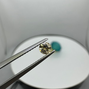 珍しい錫の鉱物 ギラギラの輝き⭐️キャシテライト 0.389ct