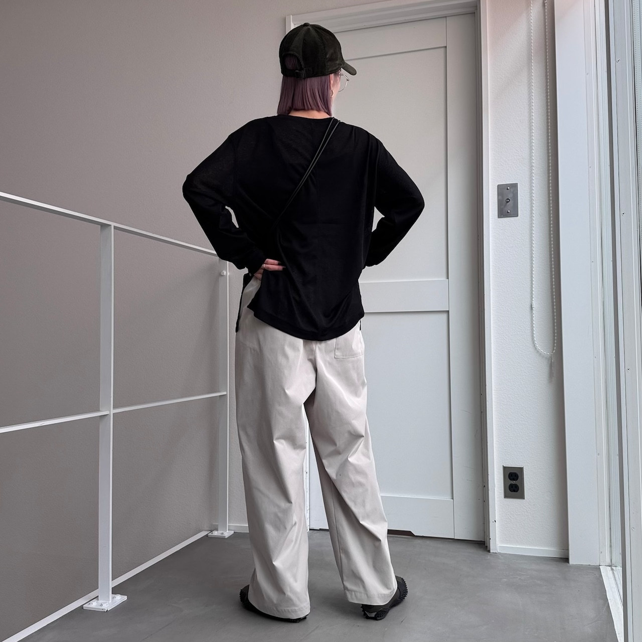 シアーリラクシークルーネックCS/ブラック