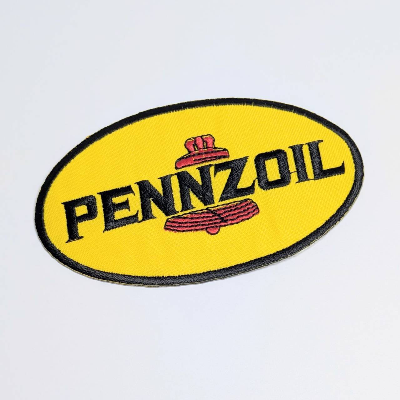 送料無料！ ★刺繍アイロンワッペン★【 PENNZOIL (ペンゾイル)  】【L】 ペンズオイル〚アメリカン雑貨 アメトイ〛