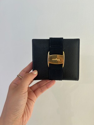 Salvatore ferragamo / vintage black vara wallet.