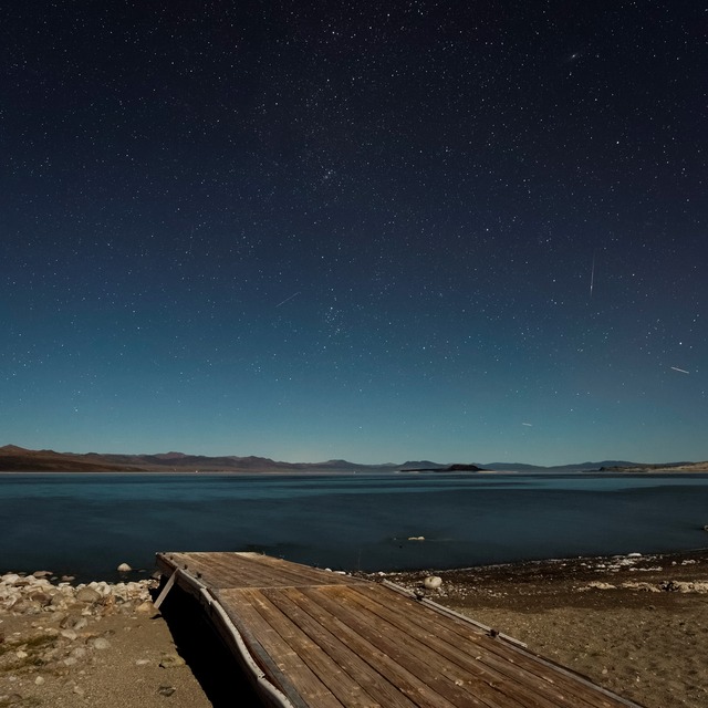 Northern night sky #MonoLake