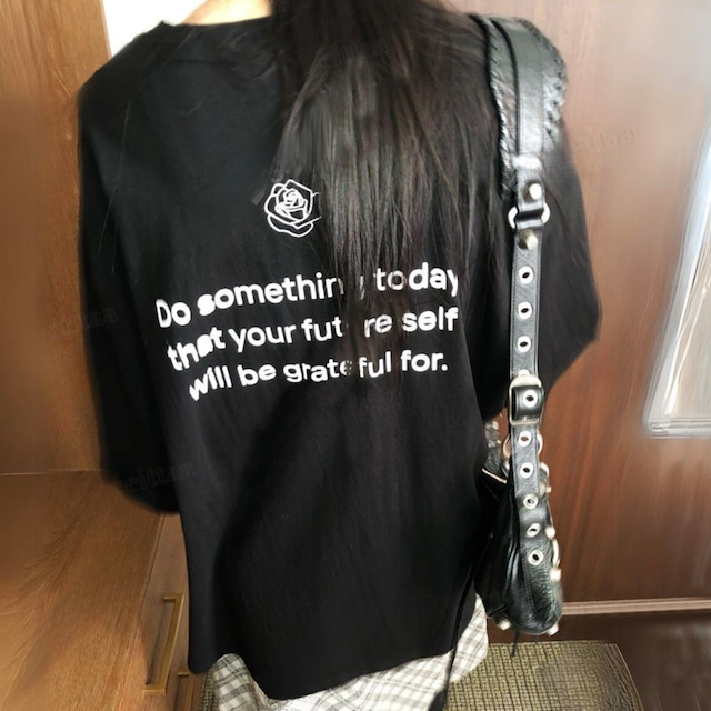 Y-3785　2024春新作♡ローズ英字プリント半袖Tシャツ　ブラック　0326