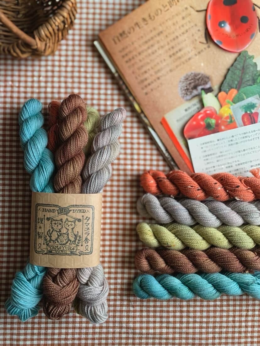 Knitting Bees