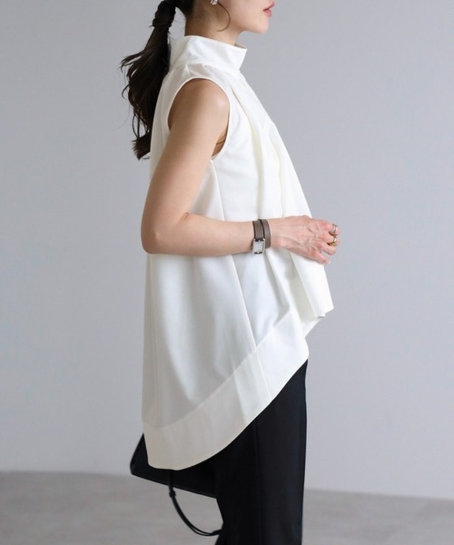 Aラインシルエットフレアブラウス