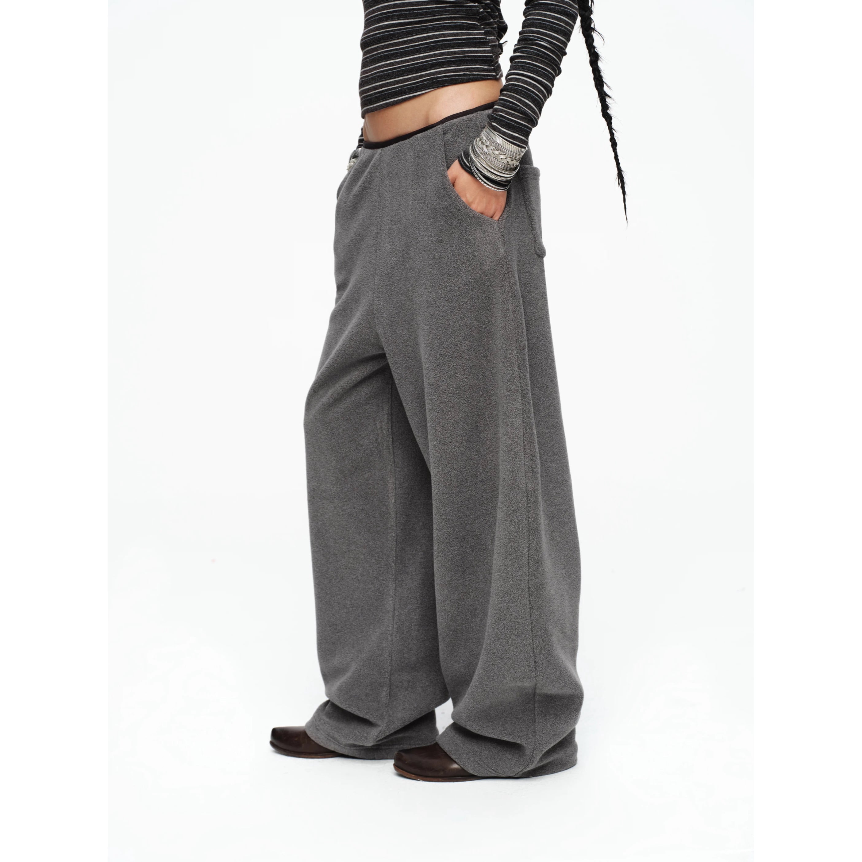 CFIERCE] 24AW Angel Wings Sweatpants | BYORI