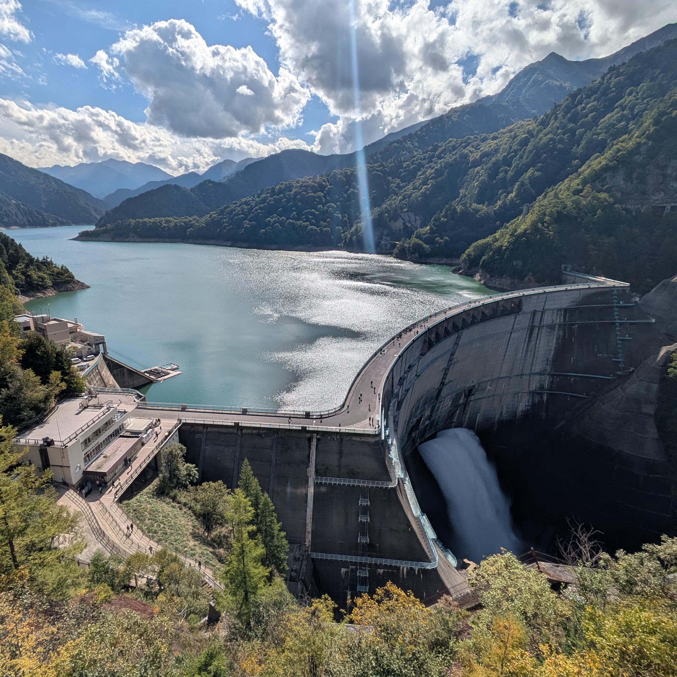 【黒部ダム】富山百景パーカー【雨晴海岸】