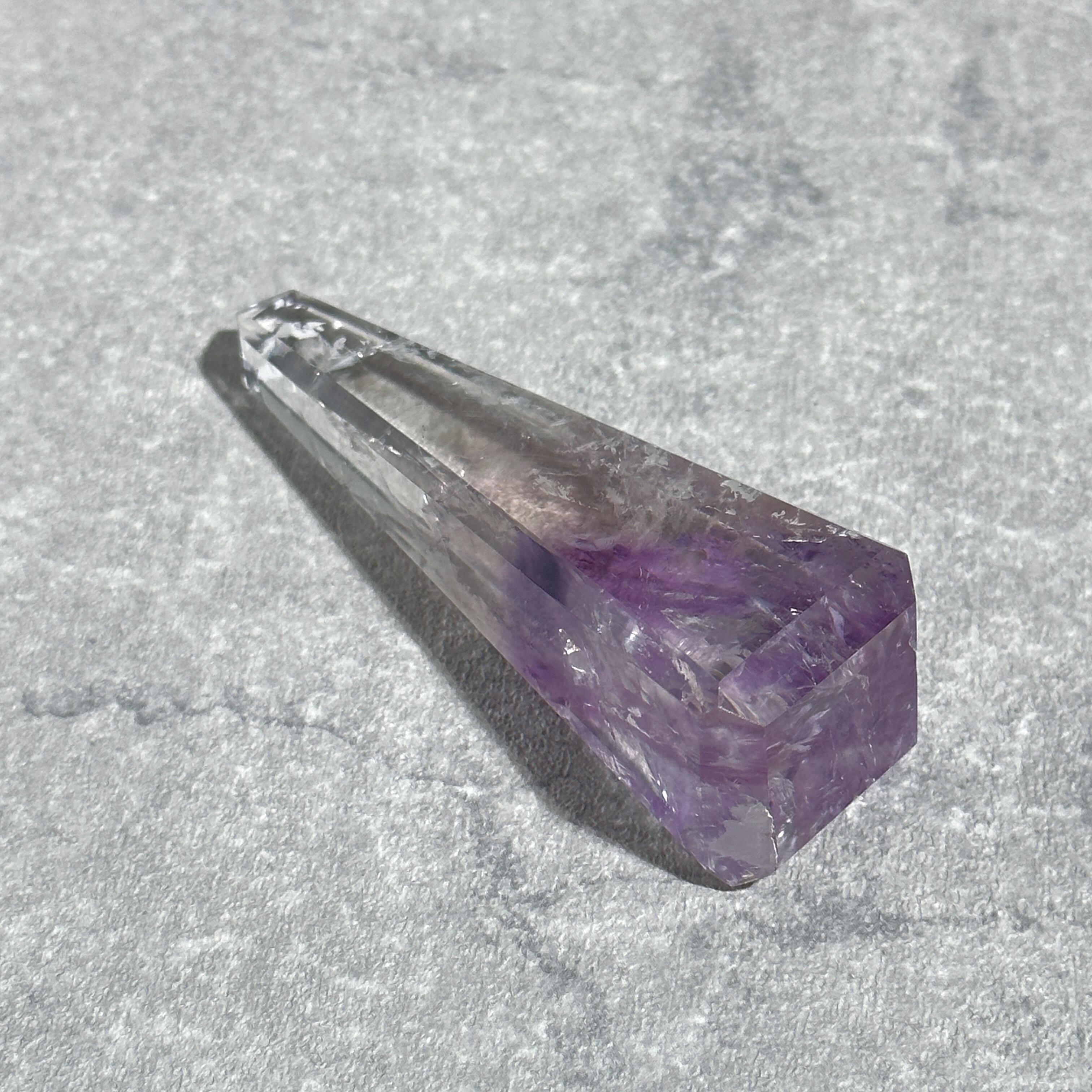透明感◎ファントムアメジスト オベリスク13◇Phantom Amethyst