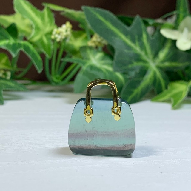 4.天然石とお出かけ☆フローライトカバン・バック