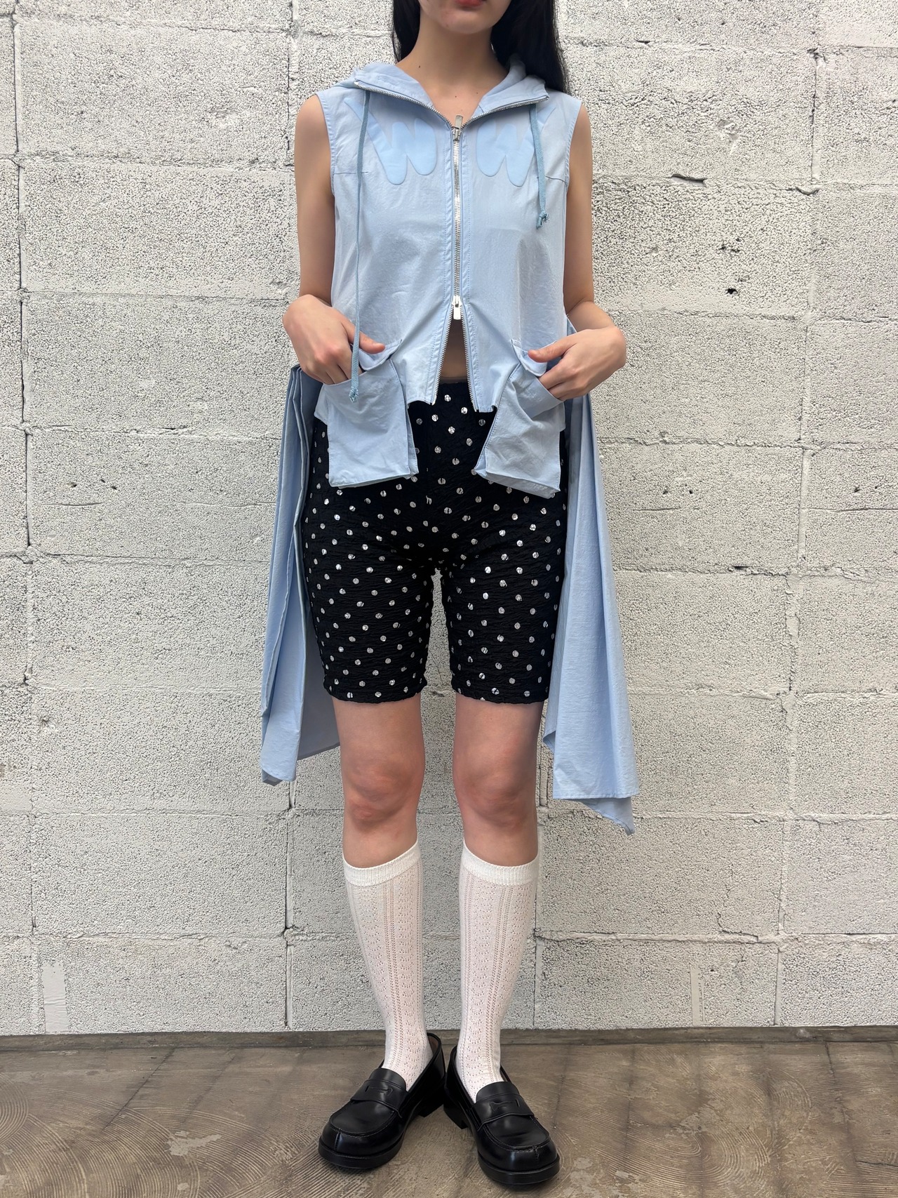 WILD THINGS sleeveless hoodie