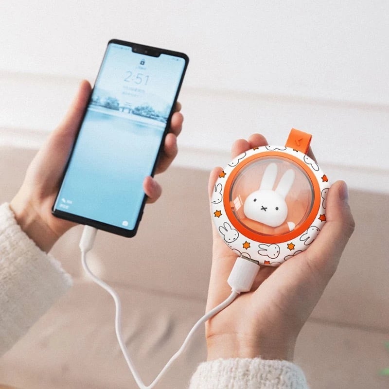 Miffy hand warmer 2色 ミッフィーちゃん充電式ハンドウォーマー 宇宙 