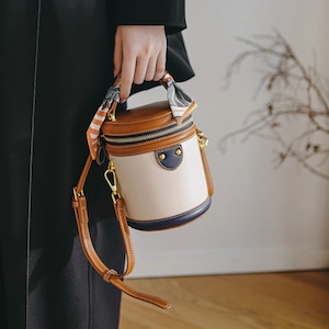 コントラストミニバケットバッグ A1555