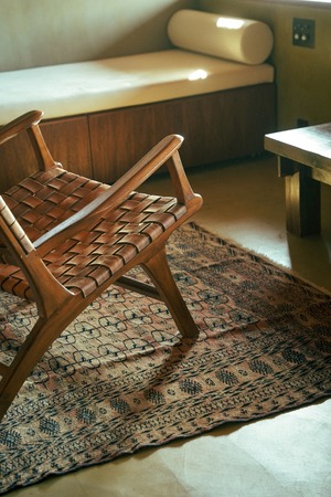 1917-Vintage Turkmen rug