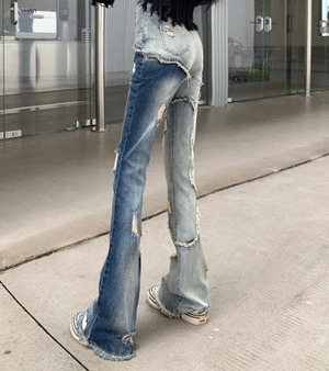 脚長魅せ ダメージ パッチワーク ブーツカット デニムパンツ