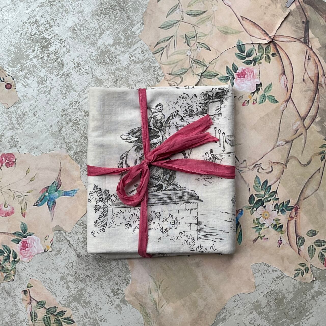 フランス製 ヴィンテージ 生地】Paris柄 1950年 ファブリック 約