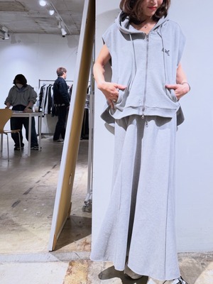 トラノイ   TRANOI round foodie vest