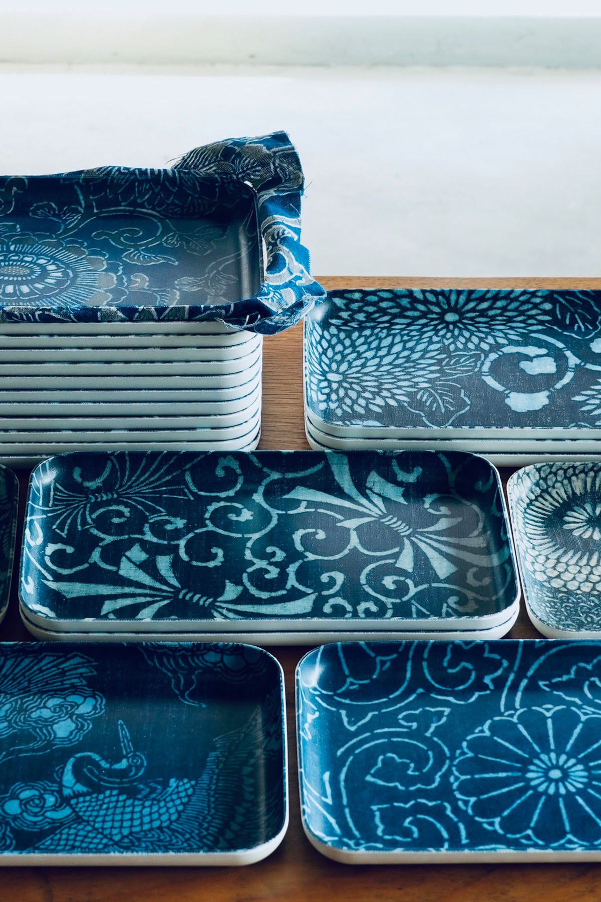 藍染　古布　絵絣　浅葱色　4幅 藍染古布トレー / Aizome at-home tray | The Landscapers