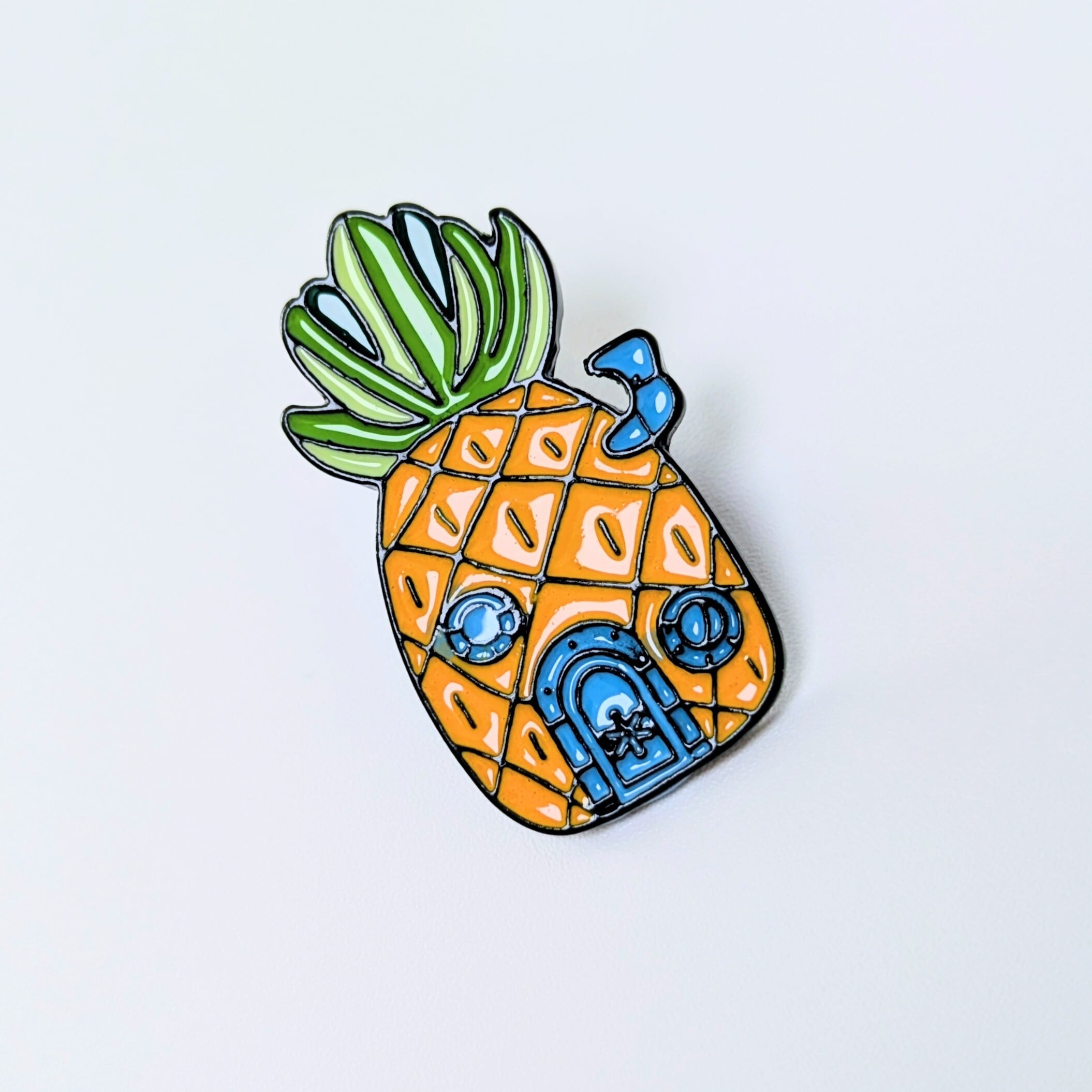 再入荷！送料無料！ ★ピンズ PINS★ピンバッジ 【 ハウスパイナップル ( スポンジボブ )  】 〚アメリカン雑貨 アメトイ〛