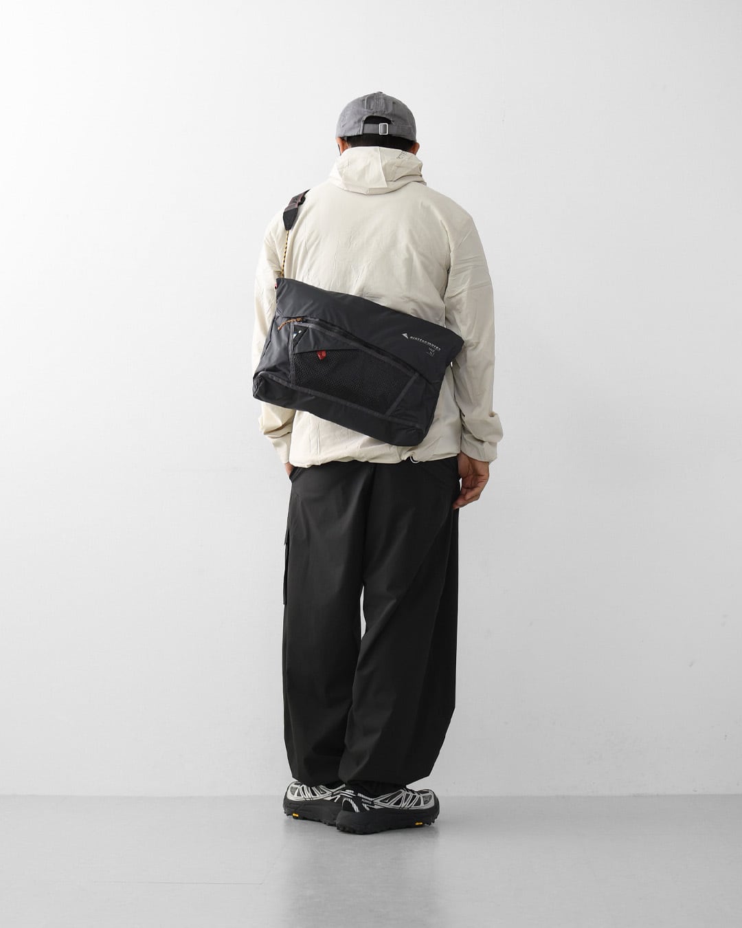 KLATTERMUSEN [クレッタルムーセン] Grid Messenger Bag [10207