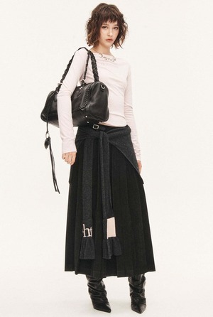 [threetimes] Classic pleats skirt (black) 正規品 韓国ブランド 韓国通販 韓国代行 韓国ファッション スリータイムズ three times 日本 店舗