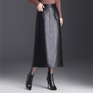レザー風 スリムフィット ミディ丈スカート　G1190