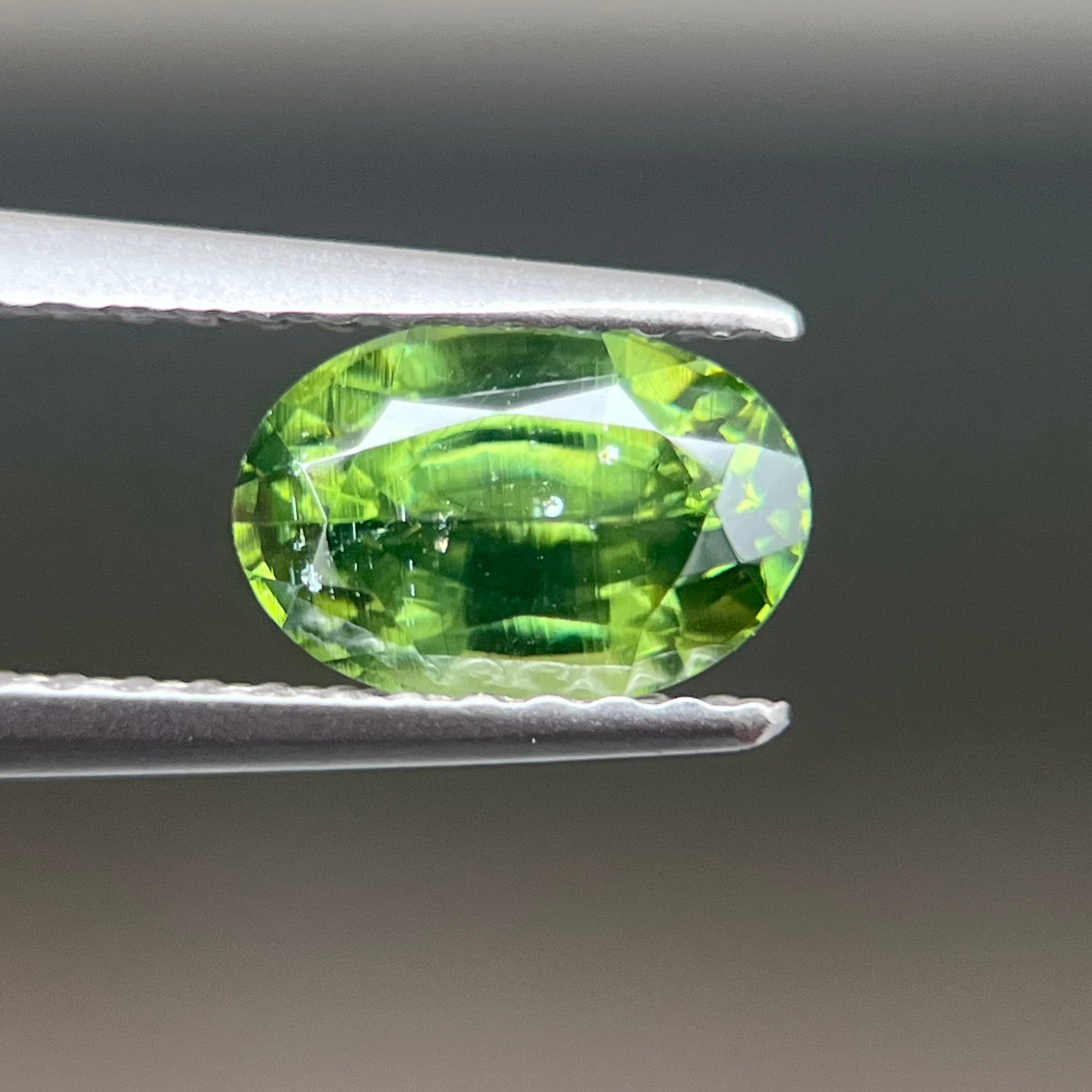 スリランカ産非加熱天然ジルコンルース | トシッタ ジェムズ