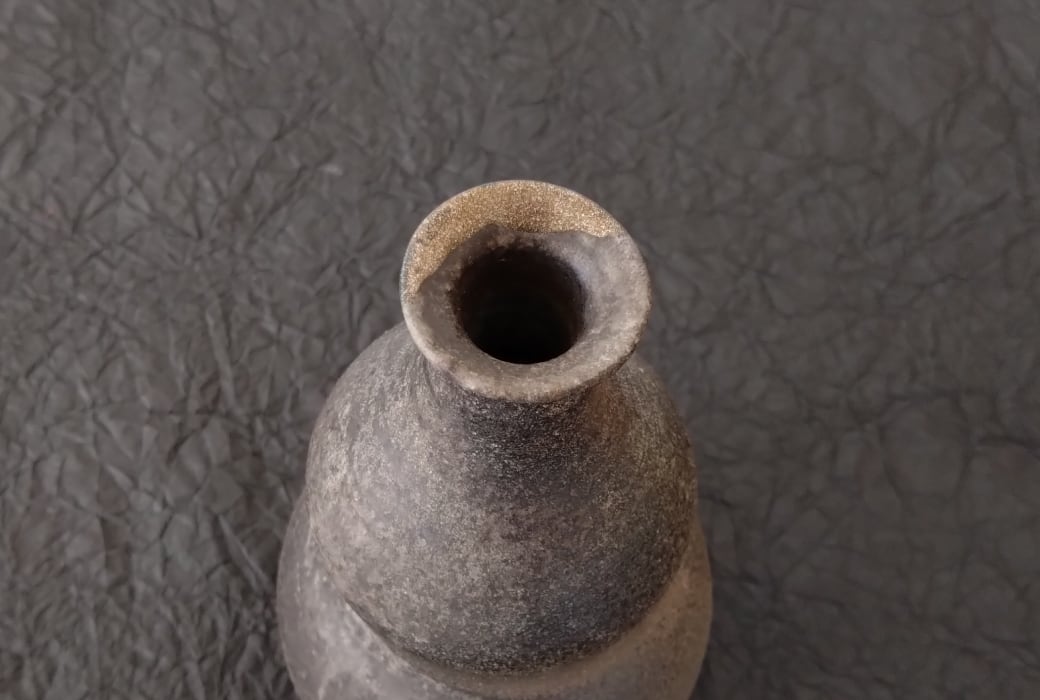 坂本良子】珠洲焼／焼締 金継ぎ瓢箪型徳利・花器 | ピースクラフツ
