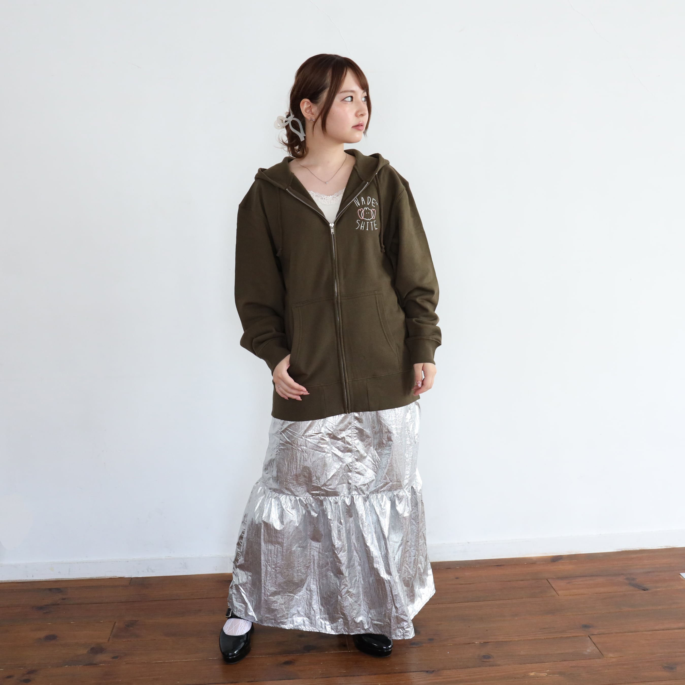 NADENADE刺繍ZIPパーカ/カーキ（MK-518) | もくもくちゃん公式