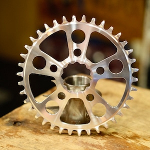 WHITE INDUSTRIES ☆ MR30 TSR 1x CHAINRING Non-Boost ポリッシュ