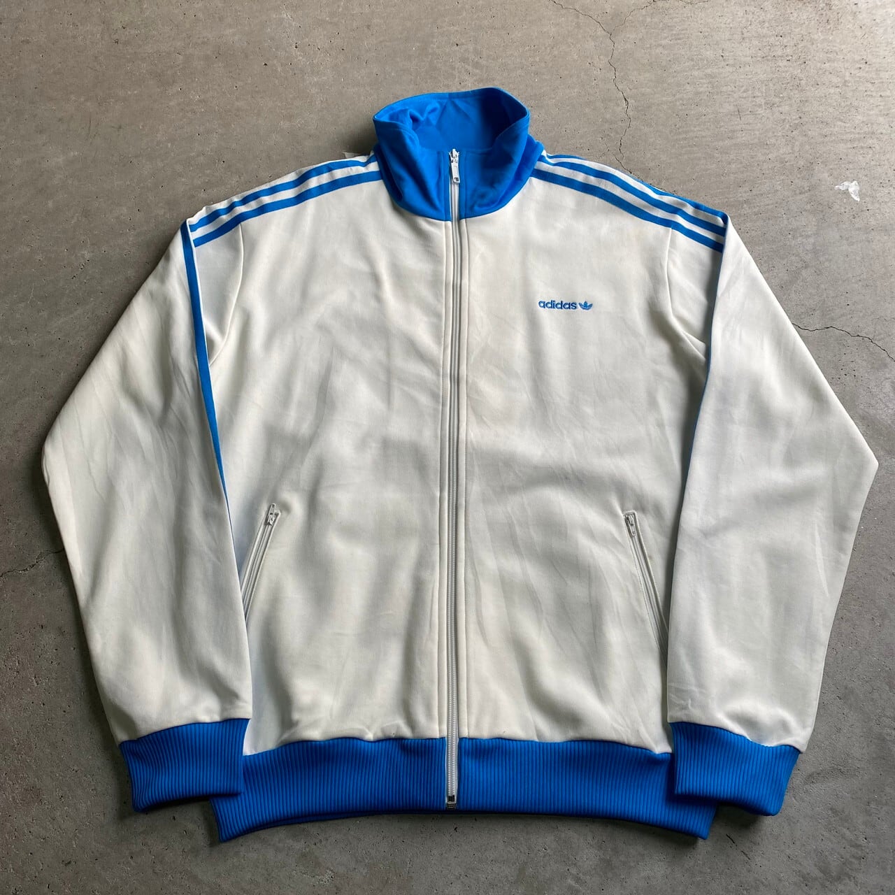 used Adidas オーバーサイズ 水色ライン トラックジャケット