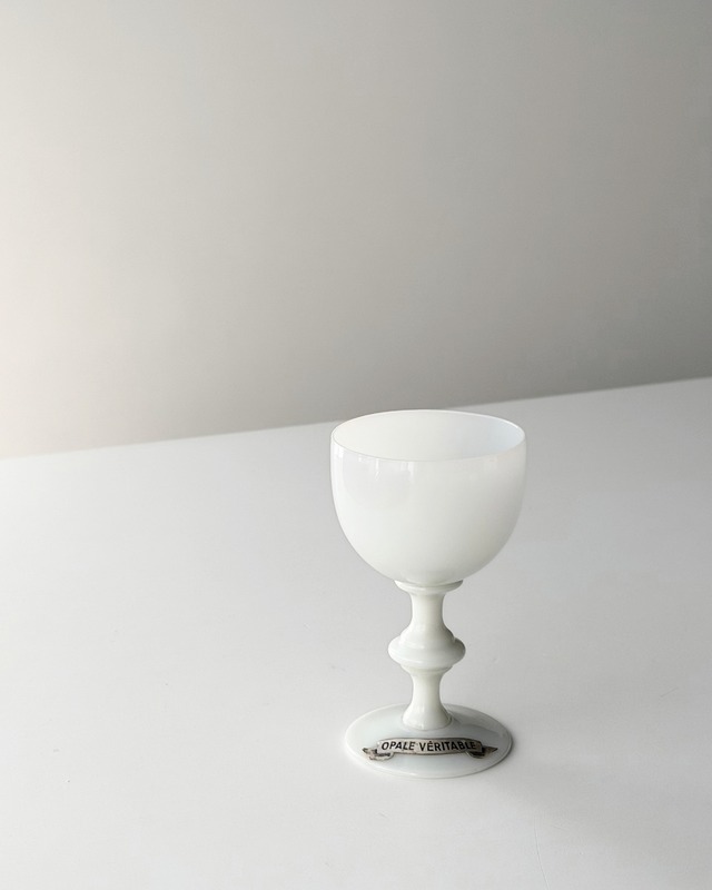 Portieux Vallerysthal　/　opaline glass　オパリンガラスのゴブレット