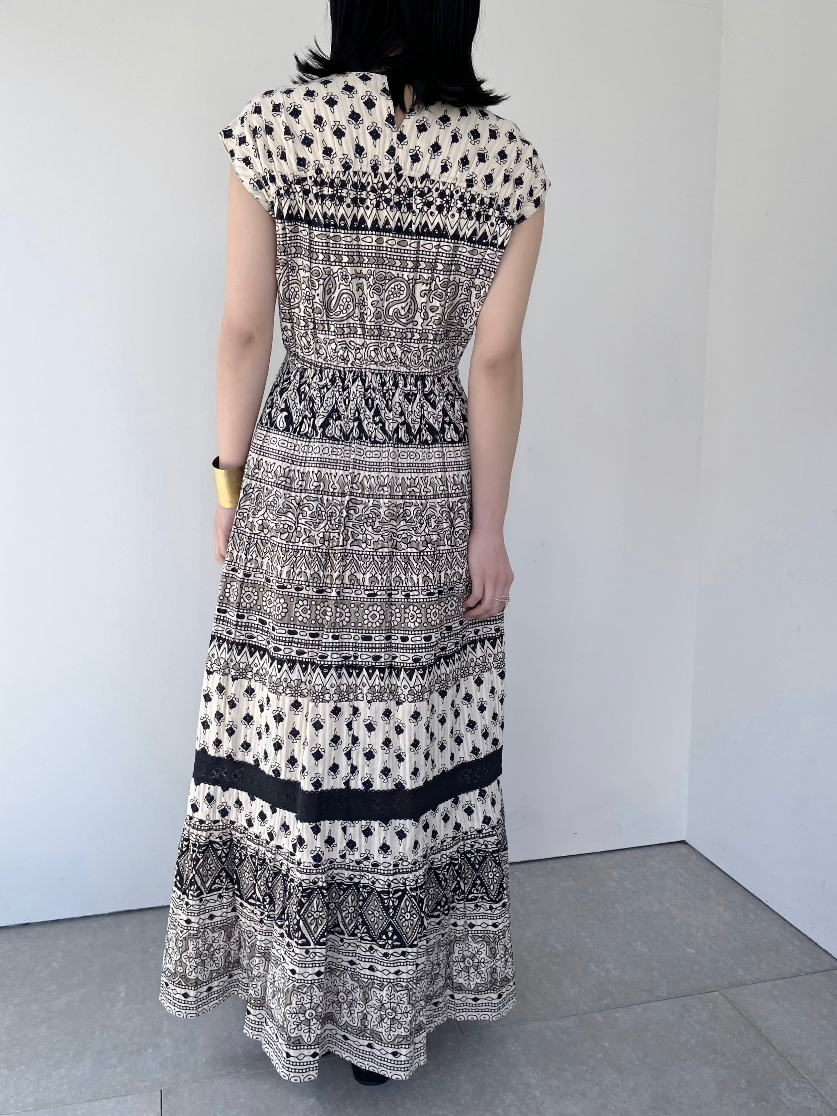 Sara Mallika Cotton Lurex Border Print Sleeveless Dress | KOKO